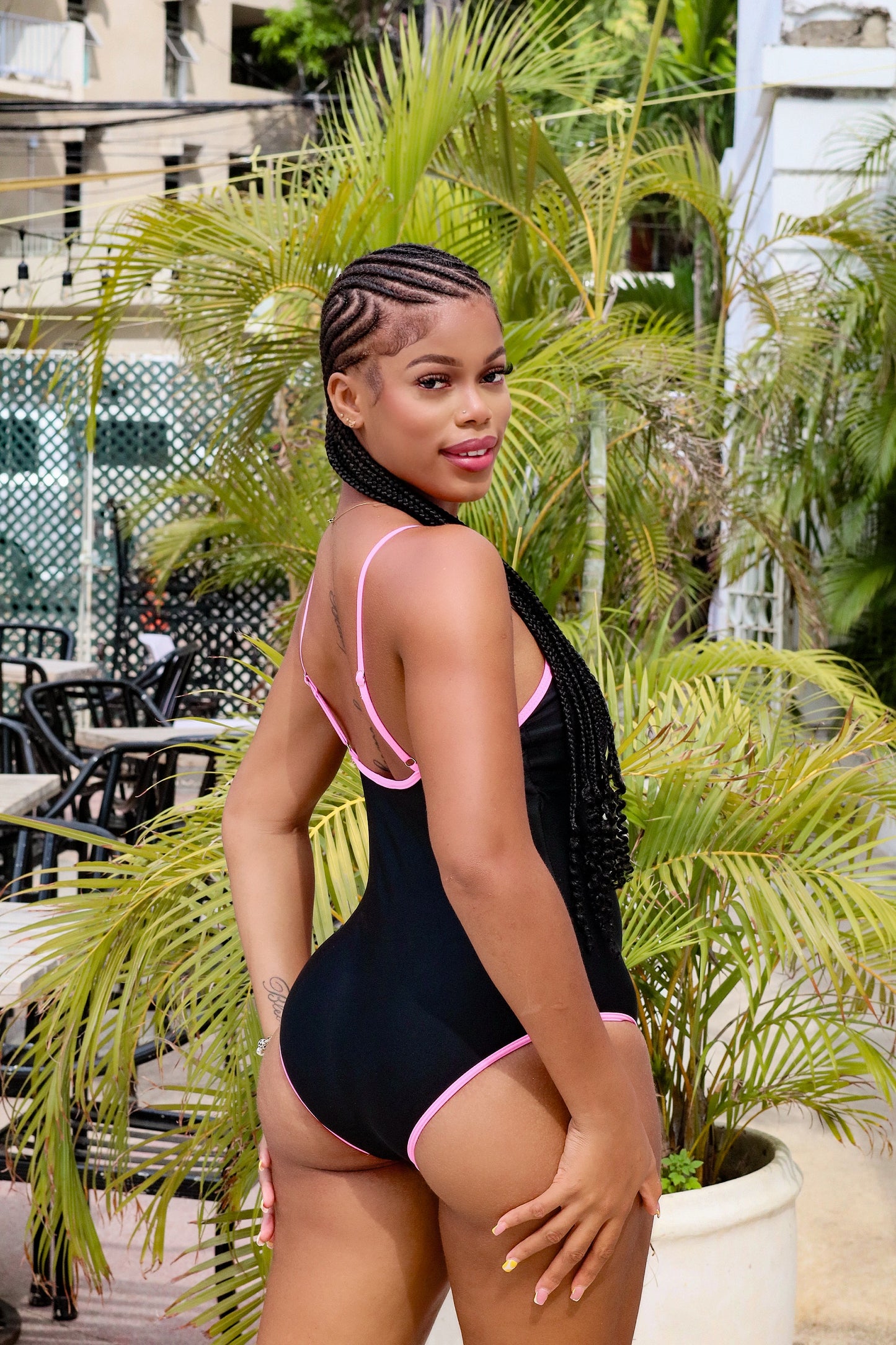 Lisa Monokini