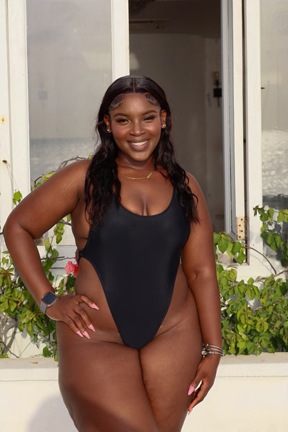 Main Event Monokini Black